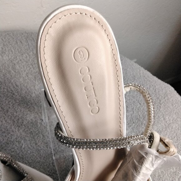 💎 Coutgo Pearl White Rhinestone Heart Heels Size 9 Ankle Strap Dress Pumps - Picture 4 of 9